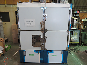 放射線遮蔽体(鉛鋳造から組立まで）